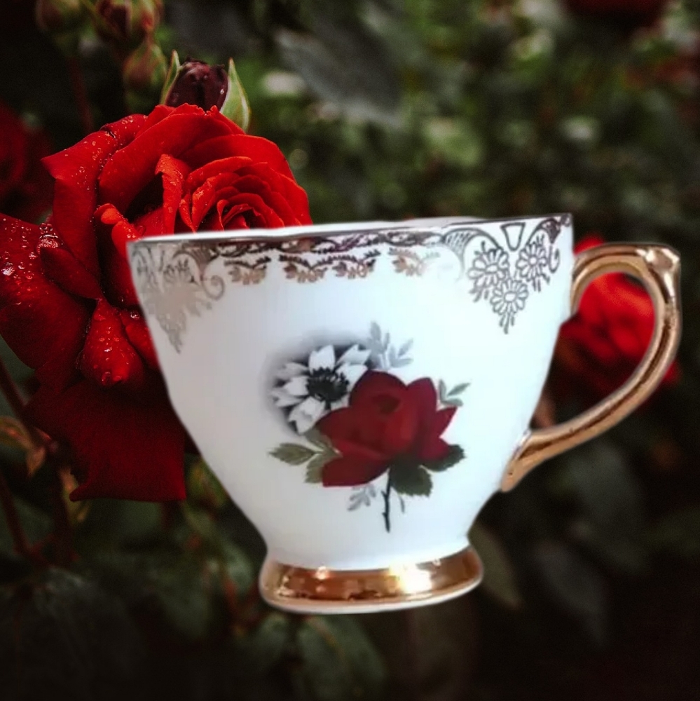 Sutherland English Fine Bone China Teacup